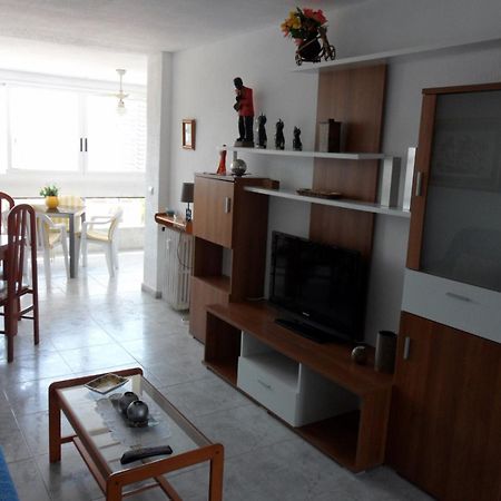 Apartamentos Cervantes Бенидорм Екстериор снимка