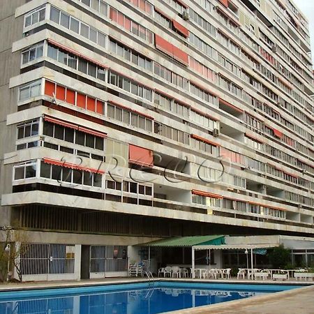 Apartamentos Cervantes Бенидорм Екстериор снимка