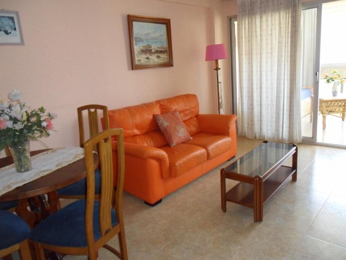 Apartamentos Cervantes Бенидорм Екстериор снимка